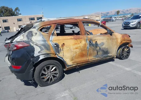 2017 Hyundai Tucson Se Plus z USA, uszkodzony, nr VIN KM8J3CA47HU437797